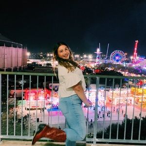 Meet your Posher, Oriana